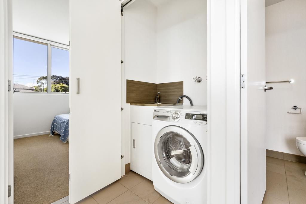 Poplar Sanctuary Apartments メルボルン エクステリア 写真